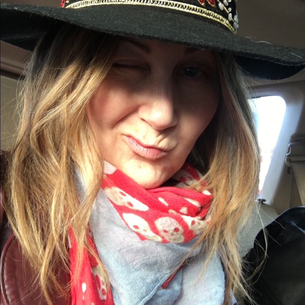 Meet your Posher, Nikki